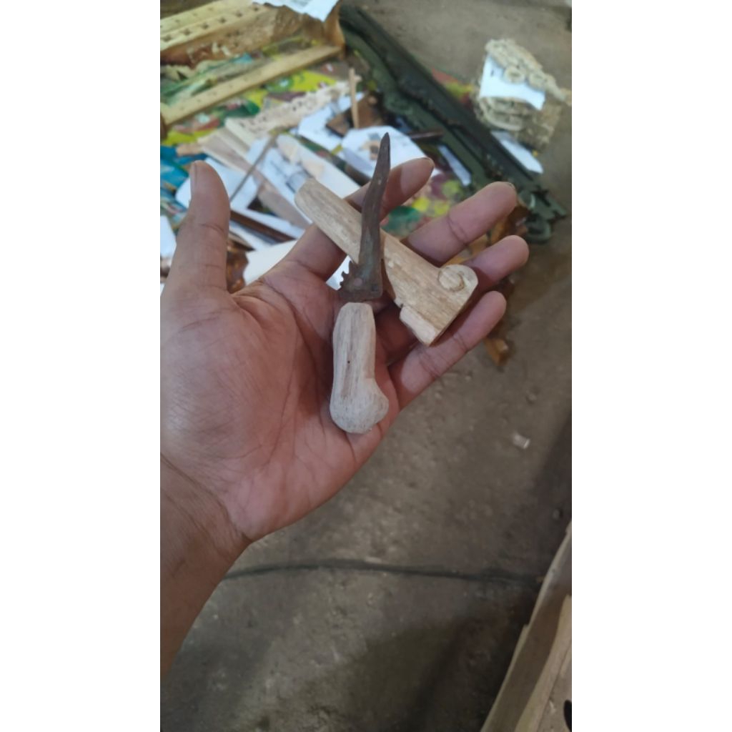 Keris Mini Souvenir Bahan Mentahan Kayu Polos Sarung Warangka Deder Handle Jimatan Kecil Aksesoris G