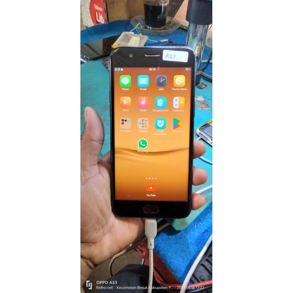OPPO A57 cph1701 ram 3/32 retak pojok tapi normal