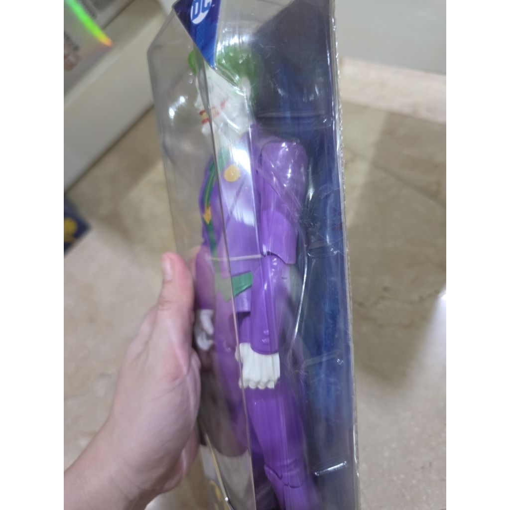 mainan anak figur joker