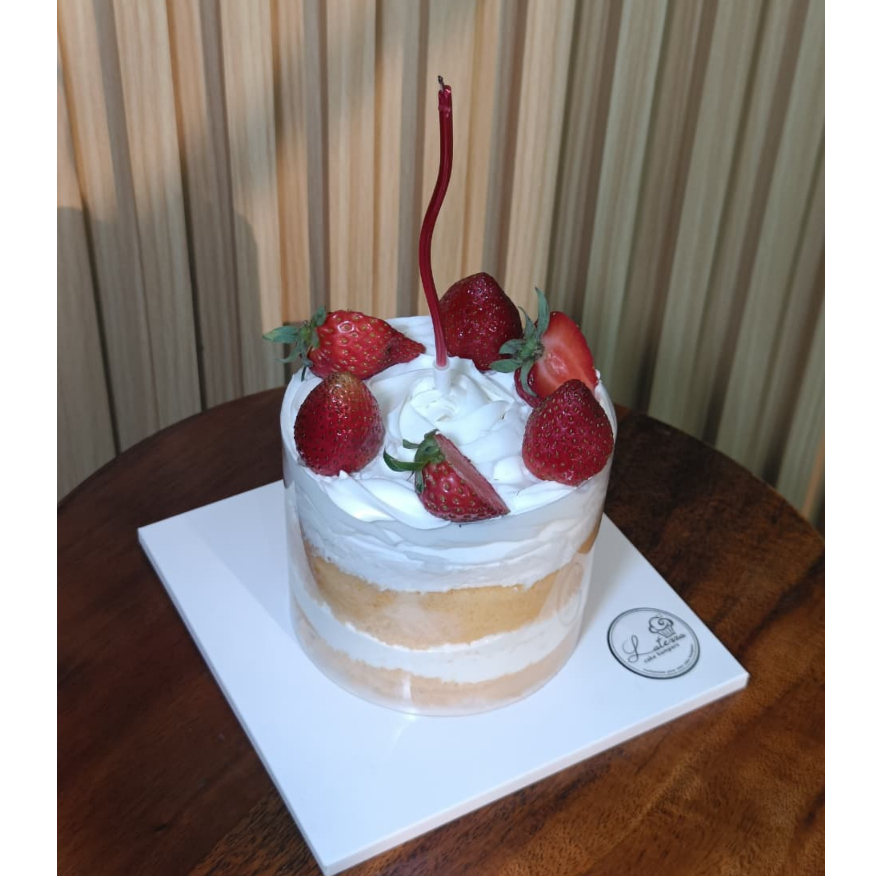 korean cake strawberry d8 kue ulang tahun anak dewasa simple mini cake Birthday Cake Kado Ultah Hadi