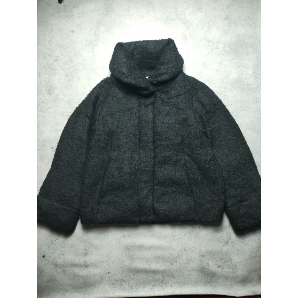 Back Number Fluffy Fur Down Jacket