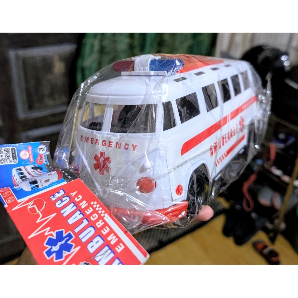 203 Mainan Anak Mobil Bus ambulan ambulance Bus Plastik Lucu Termurah Bus Mainan bis mainan bis tayo