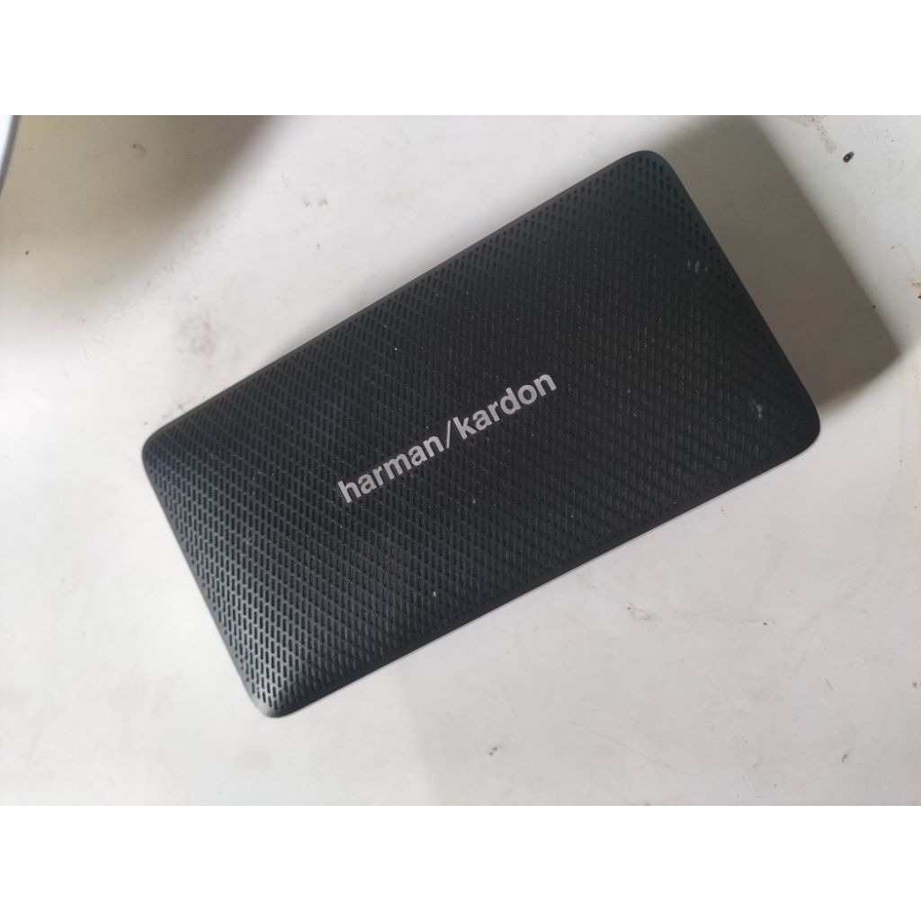 HarmanKardon original speaker music bluetooth, Esquire Mini. kondisi normal. batrei normal awet