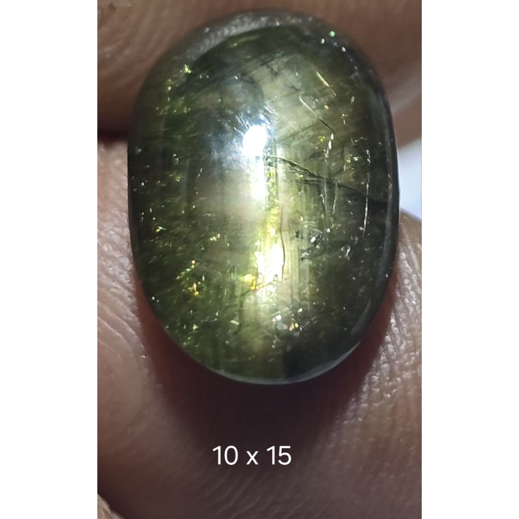 Star Black/Green Sapphire (Bangsing Thailand/Krisnadana)