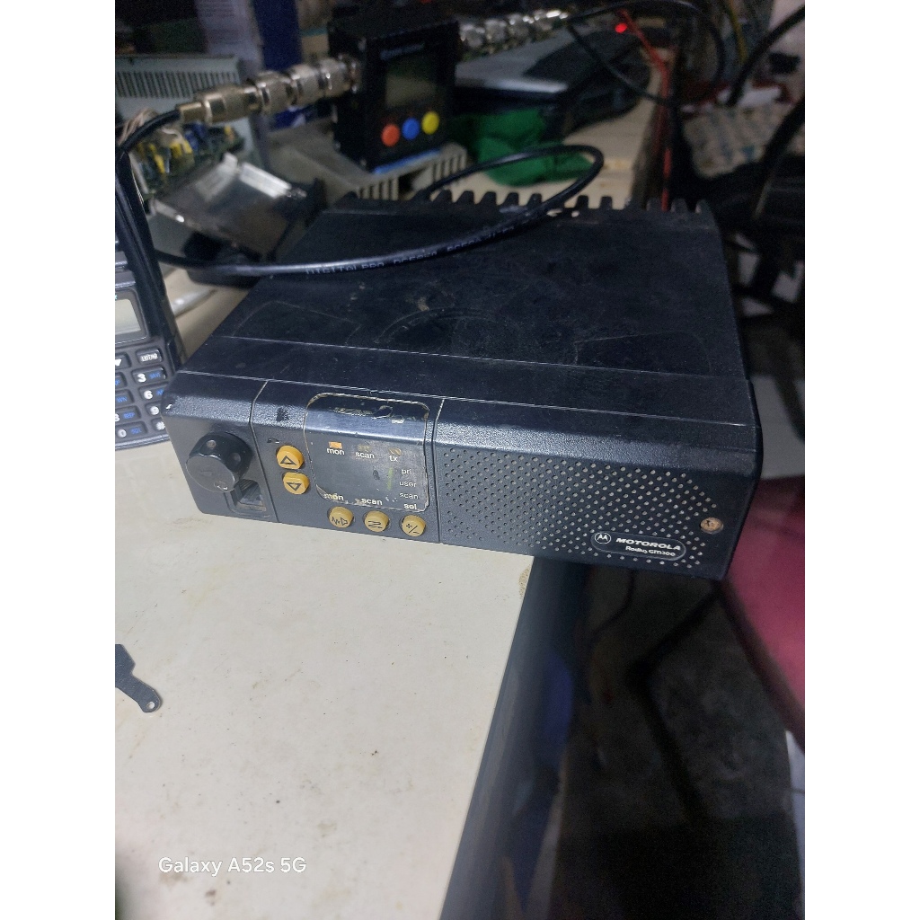 RIG MOTOROLA GM300 VHF NORMAL 45 WATT RADIO RIG GM 300 VHF BUAT REPEATER