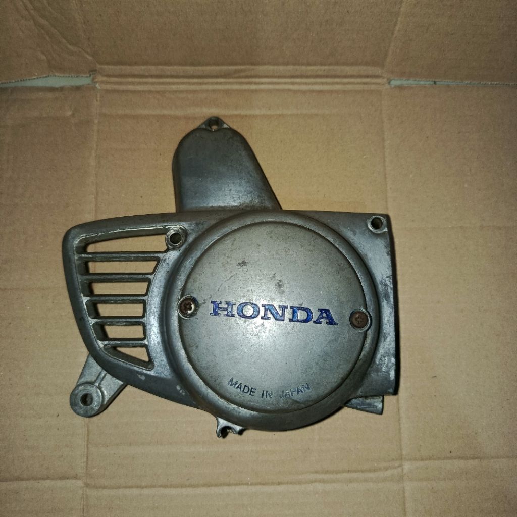 Bak magnet tutup Magnet Honda C70 Original