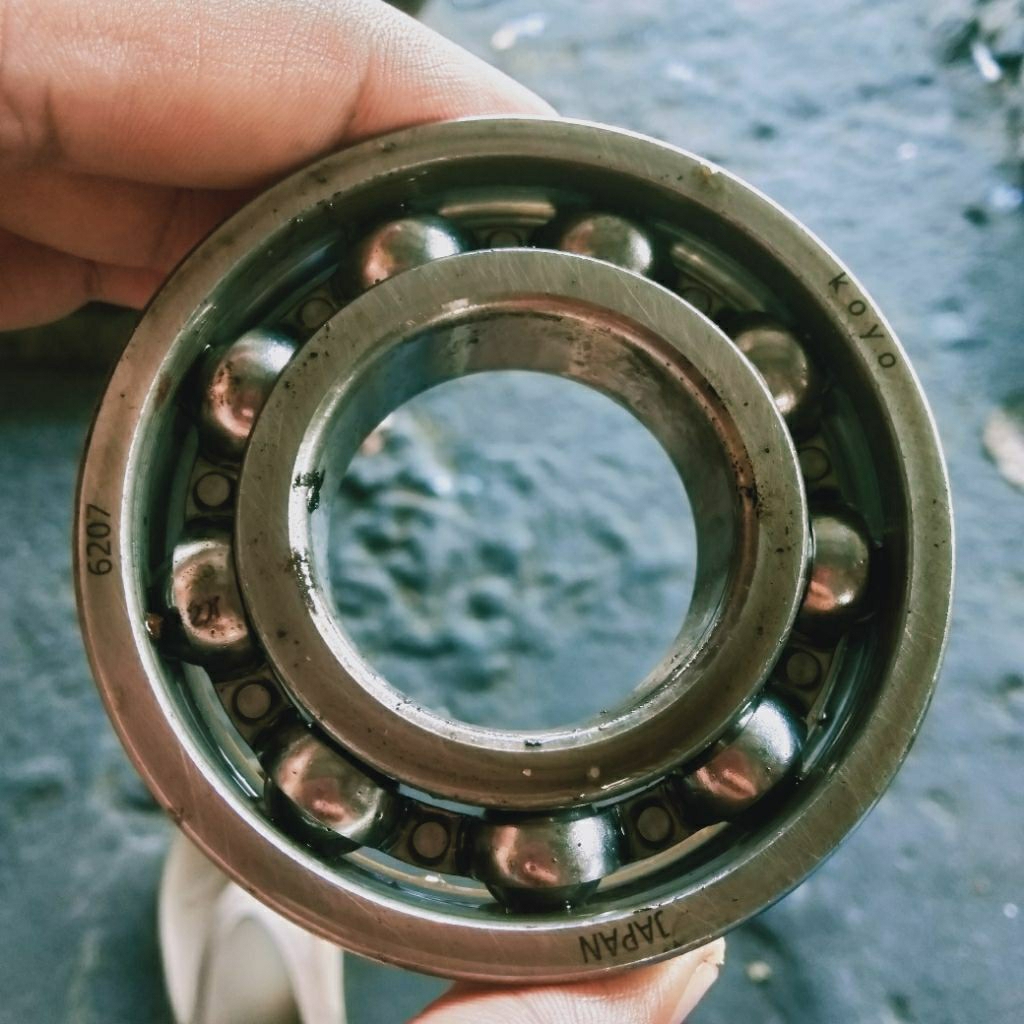 Bearing Kruk As Kanan 6207