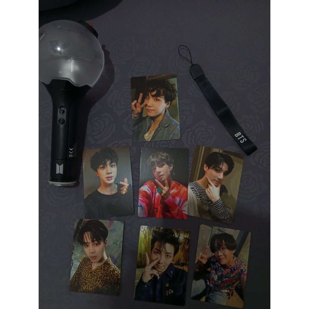 Light Stick BTS Army Bomb Ver. 3 Fullset Preloved (dijual tanpa photo card ya)