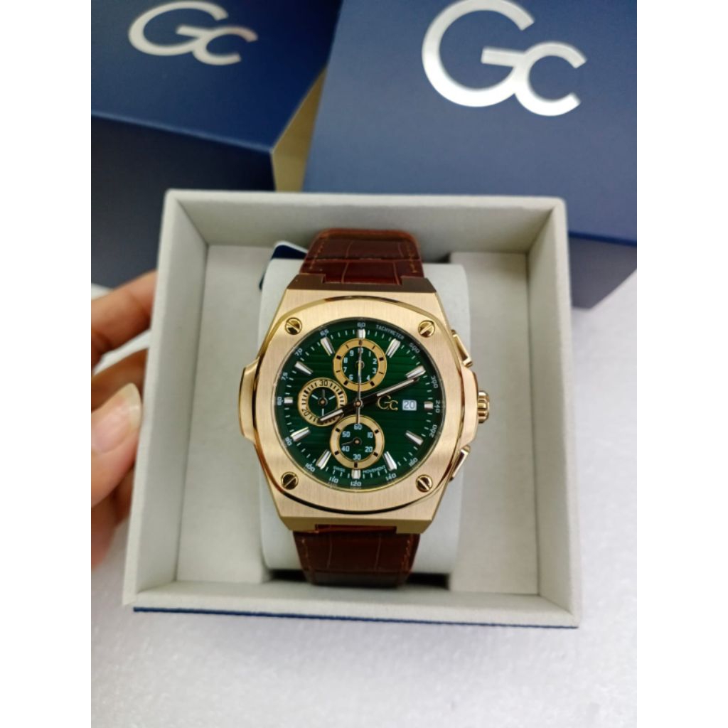 Guess Collection Gc Y99011G9MF Jam Tangan Pria Original Swiss Movement Chronograph Leather Strap Gol