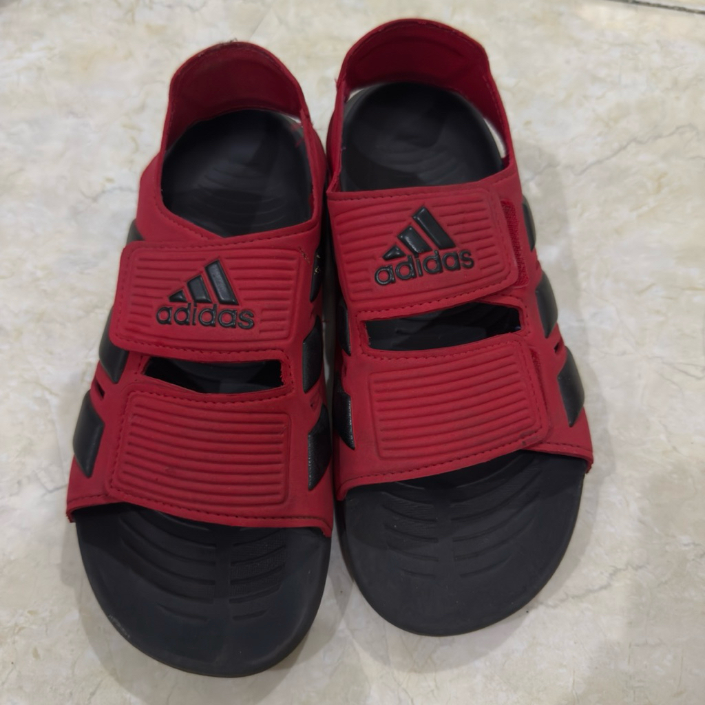 preloved branded original ADIDAS red altaswim 2.0 size 34