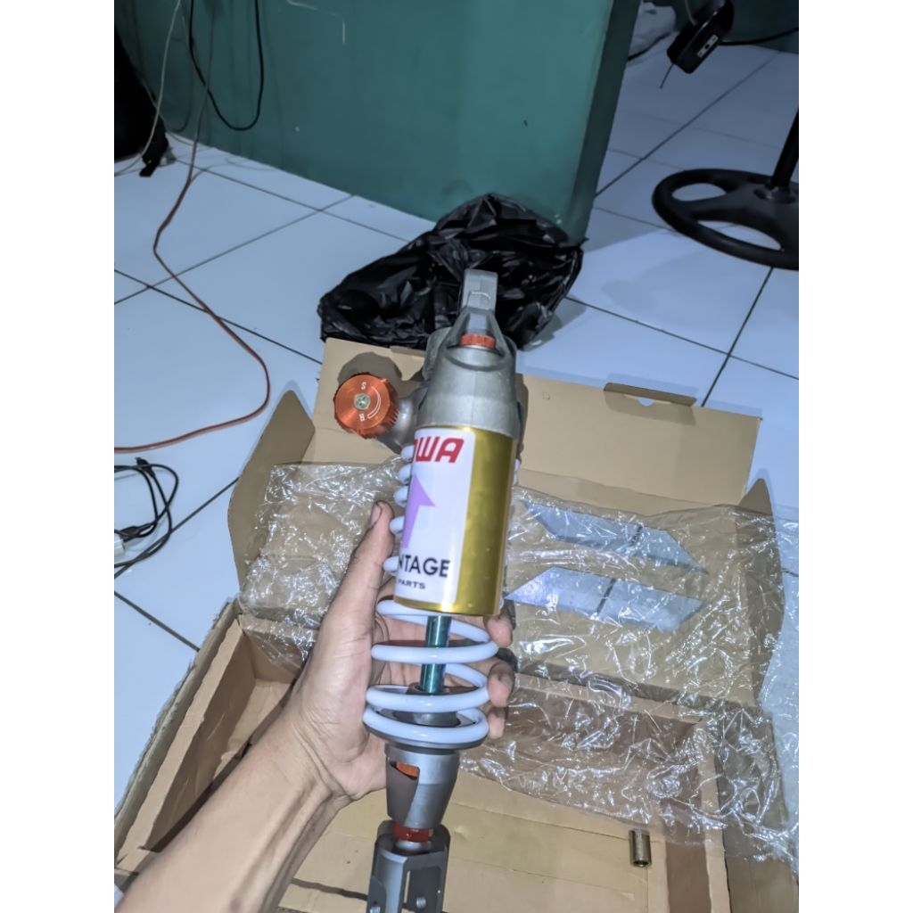 shock breaker showa advantage sokbreker shock belakang matik shock beat vario mio