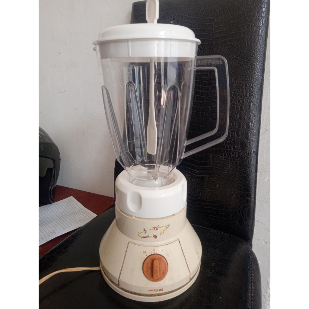 Blender Philips bekas