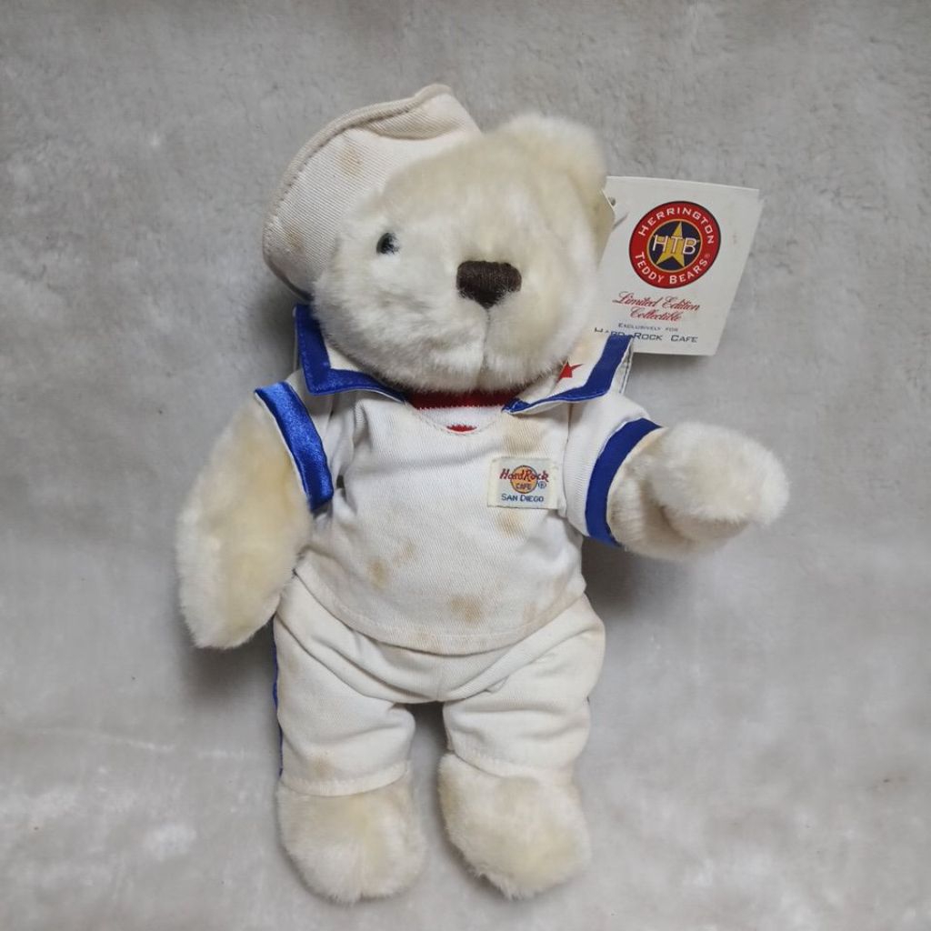 mainan boneka colector/ colectible Boneka Herrington Teddy Bear San Diego HardRock caffe