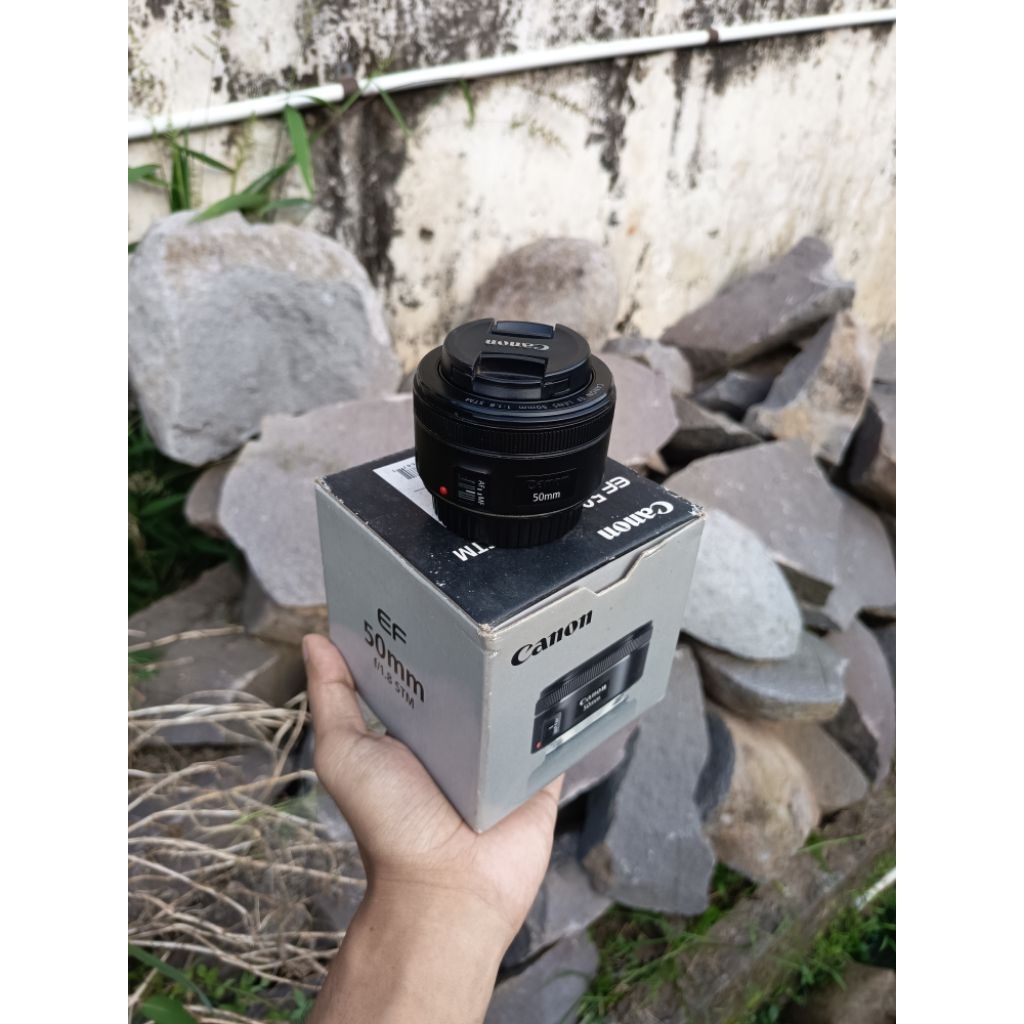 Lensa Fix Canon 50mm STM