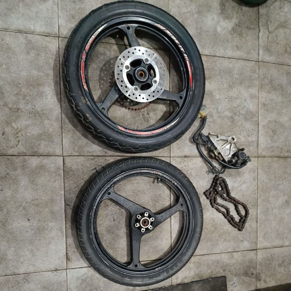 VELG ORIGINAL TIGER REV RING18 SET PENGERIMAN