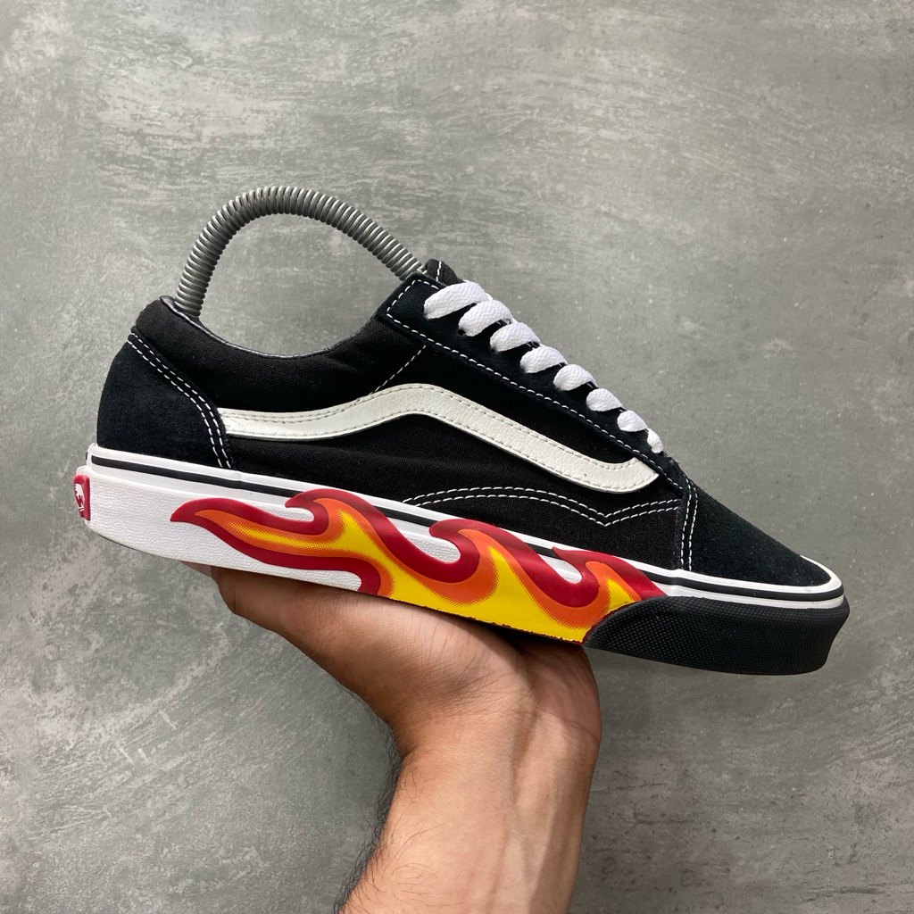 [Size 38.5] Rare Vans Old Skool ‘Flame Cut Out’ Black White (VN0A38G1UJG) Second Original Kondisi Mu