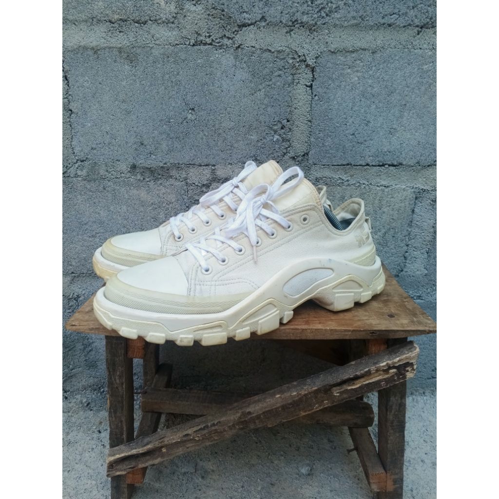 Adi x Raf Simons Detroid Runner