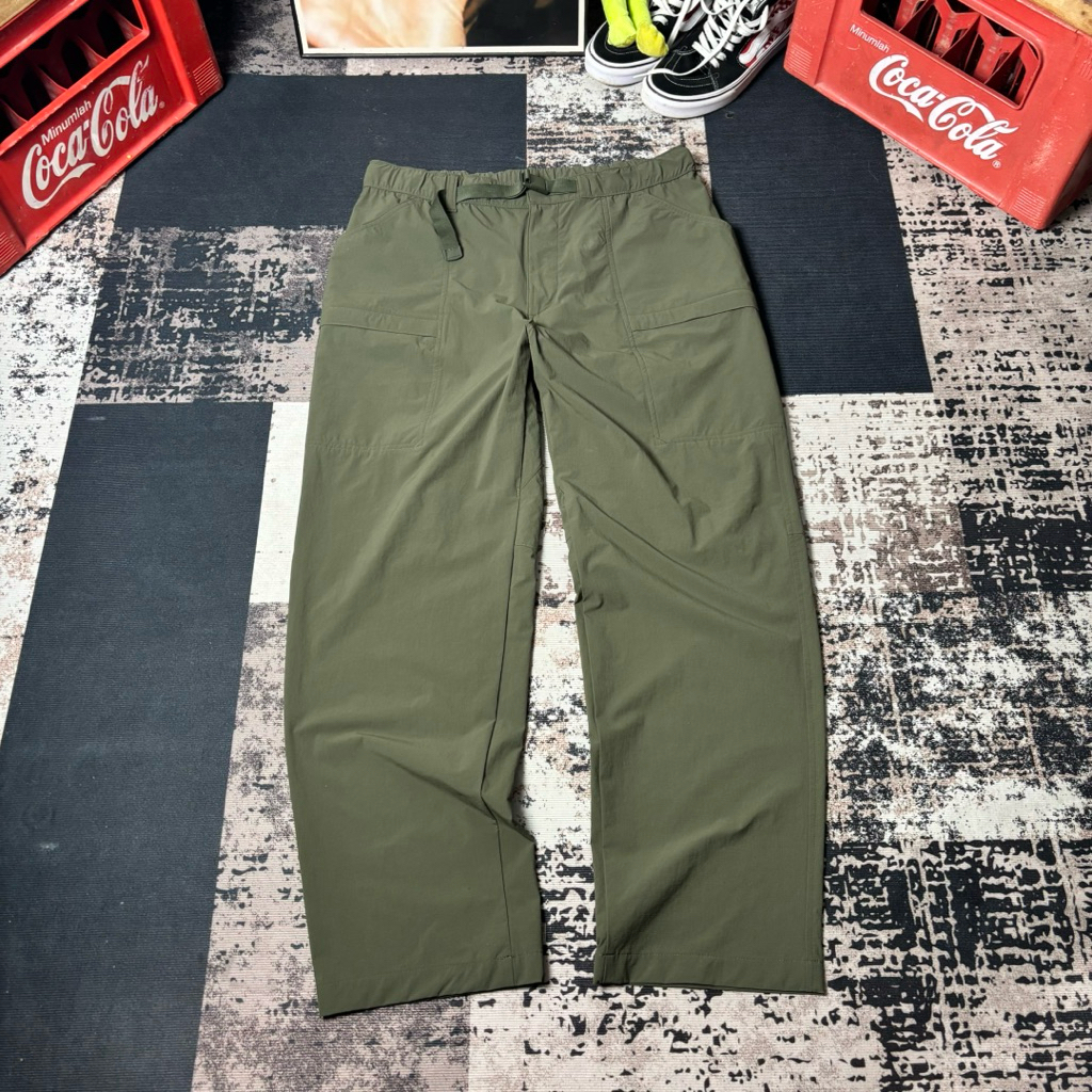 UNIQLO UTILITY PANTS