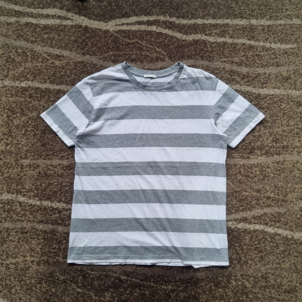 Kaos Striped Uniqlo