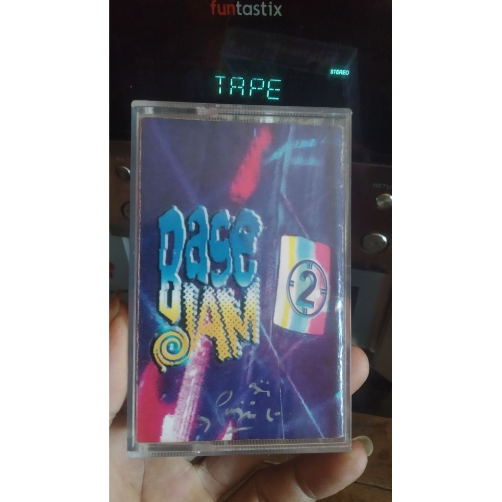 kaset pita base jam-2