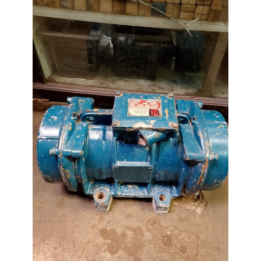 vibrating motor pemadat coran