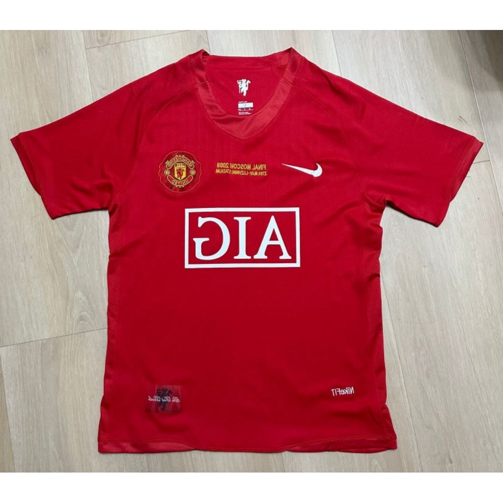 Jersey Baju Bola Retro MU home 2008 Final Moscow