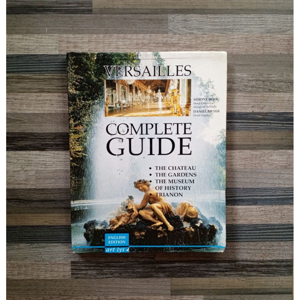 VERSAILLES COMPLETE GUIDE