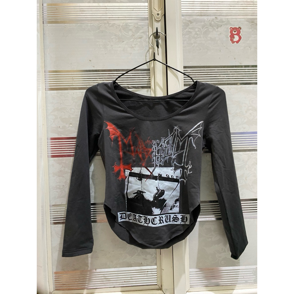 PRELOVED CROPTOP BLACK METAL MAYHEM