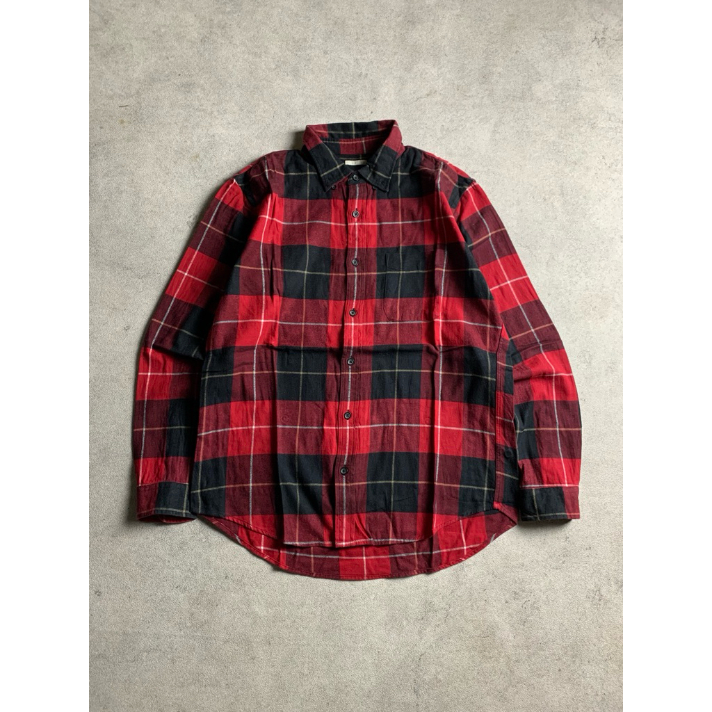GU Plaid Flannel Shirt