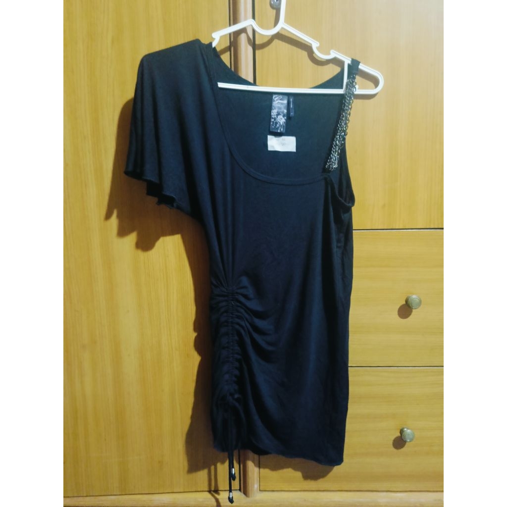 dress guess