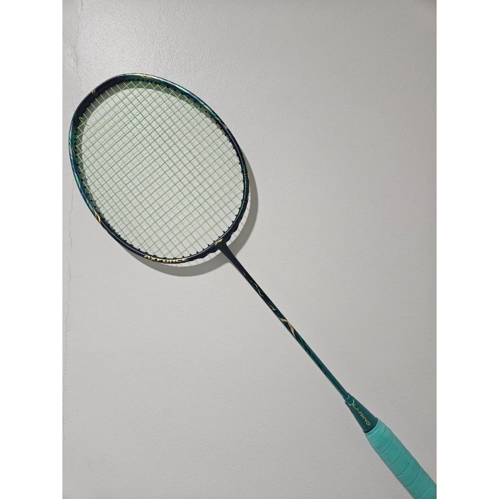 Raket Lining axforce 100 gen 2 bekas