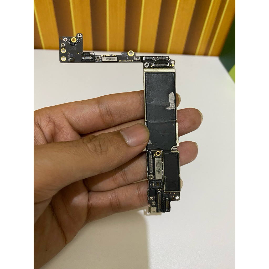 mesin iphone 7 128gb