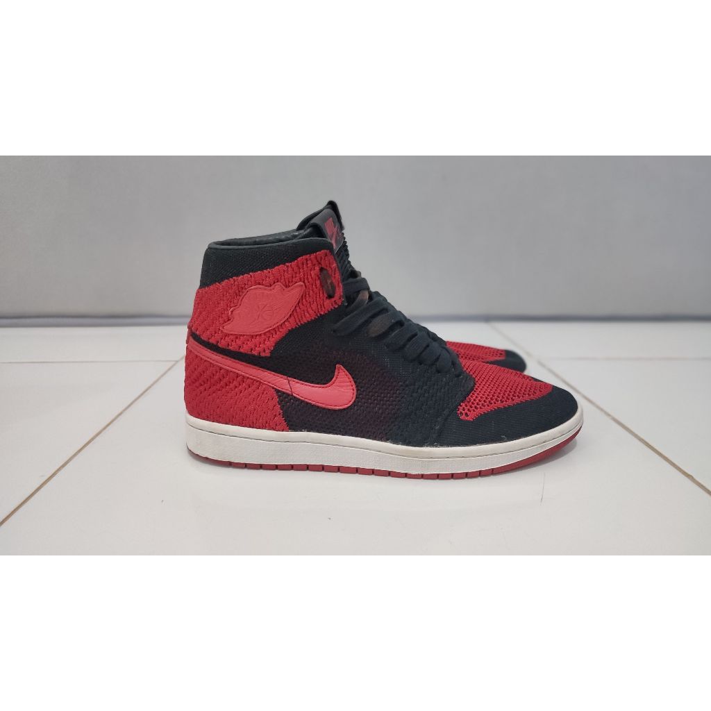 Air Jordan 1 Retro High OG Flyknit 'Bred'