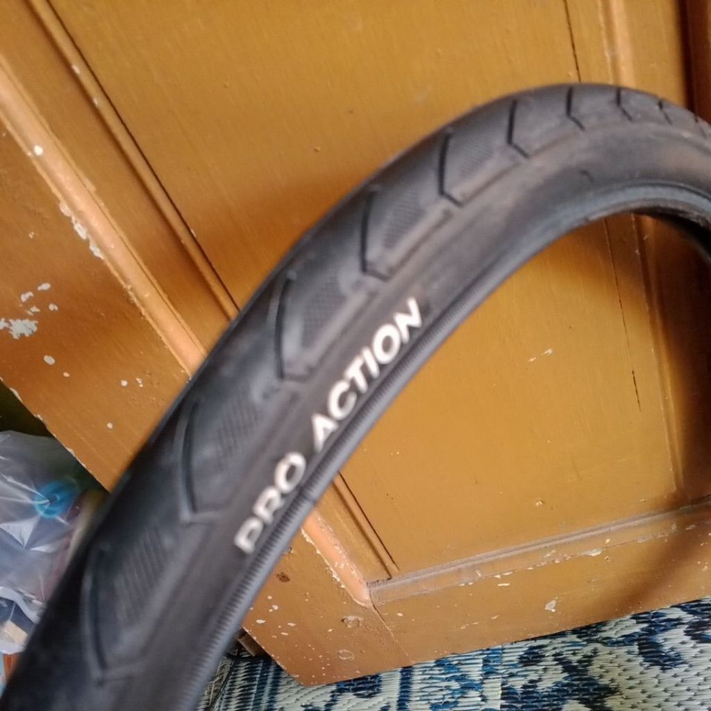 Ban Luar Sepeda 20+ 20x1 3/8 (451) Motf Halus Slick Ban Luar