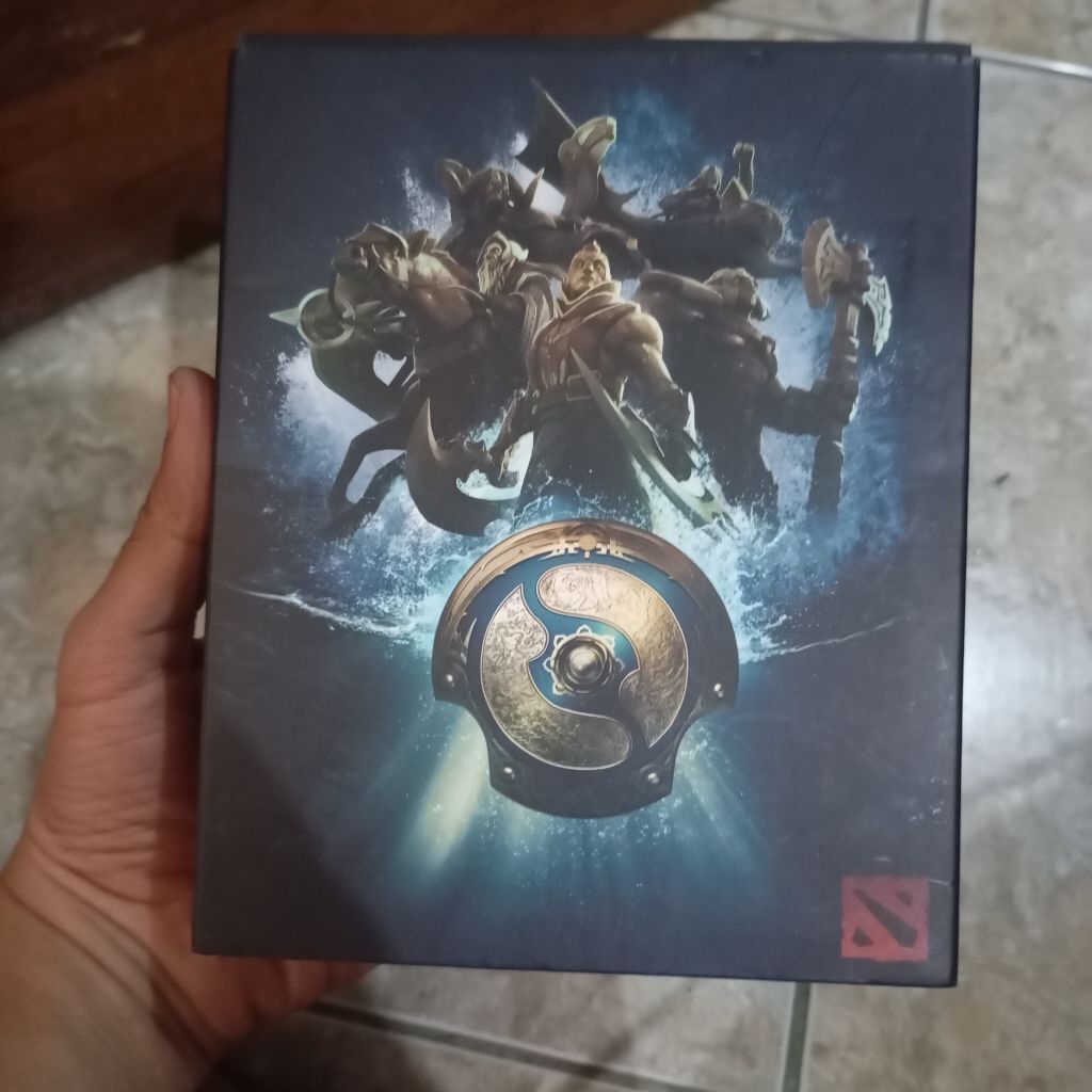 DOTA 2 COLLECTOR AEGIS 2017