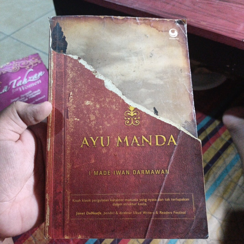[Preloved] Ayu Manda  I. Made Iwan Darmawan