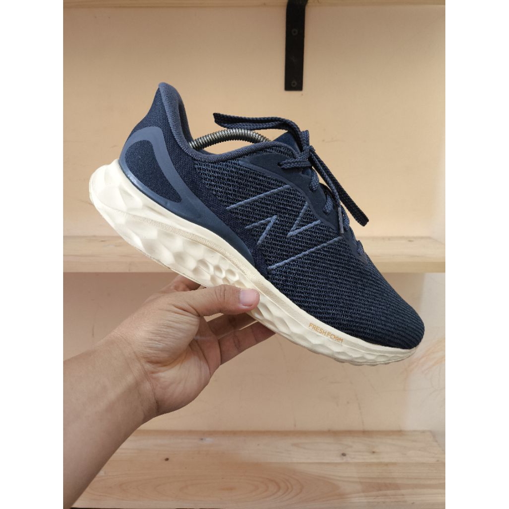 New Balance Freshfoam Arishi V4 ori sz 45