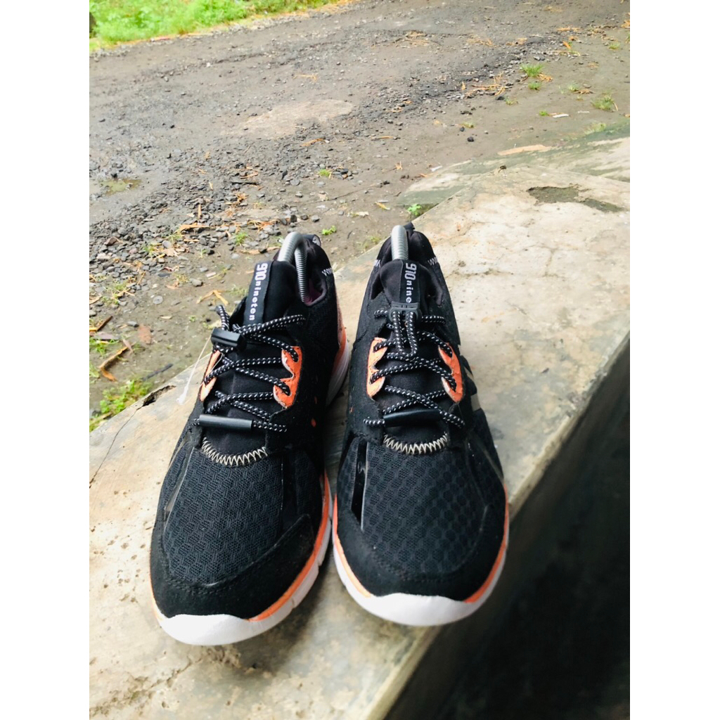 sepatu runung 910 uk41