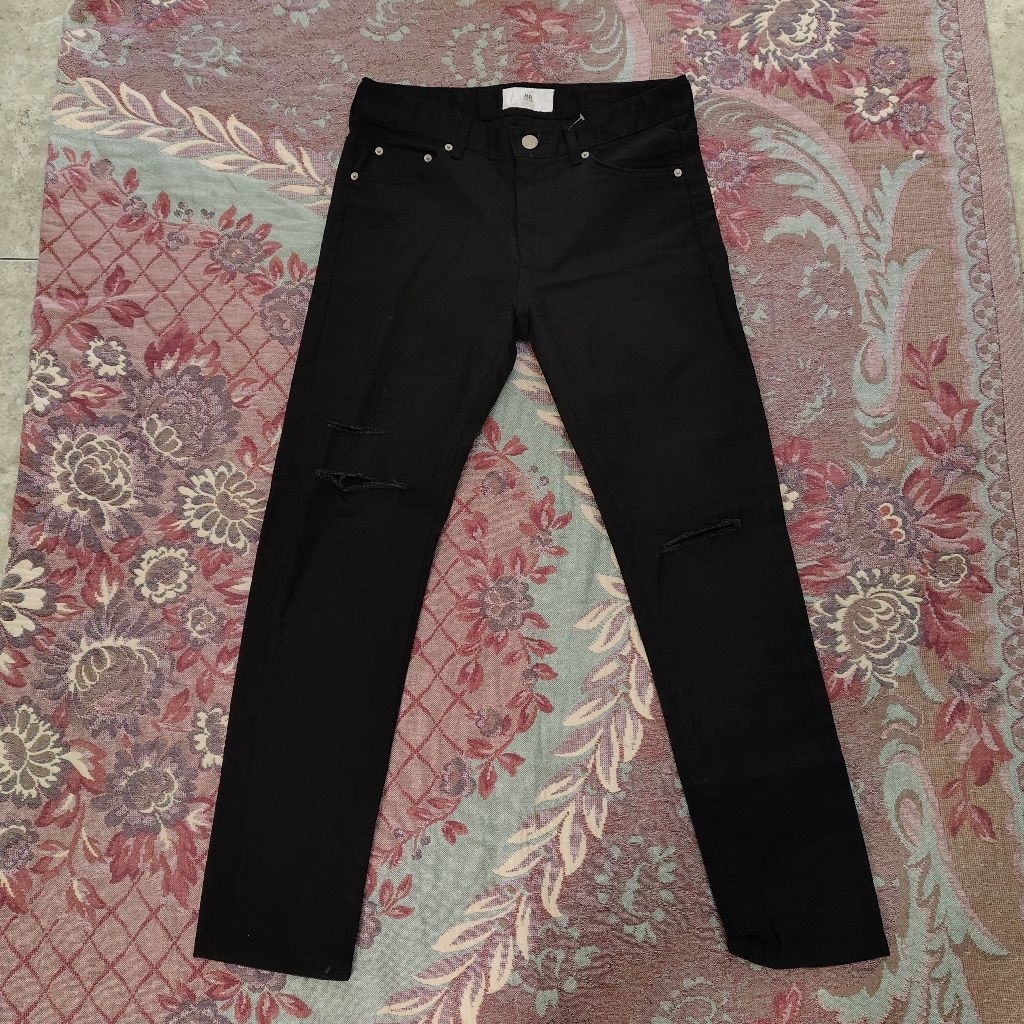 86 Road Ripped Black Jeans