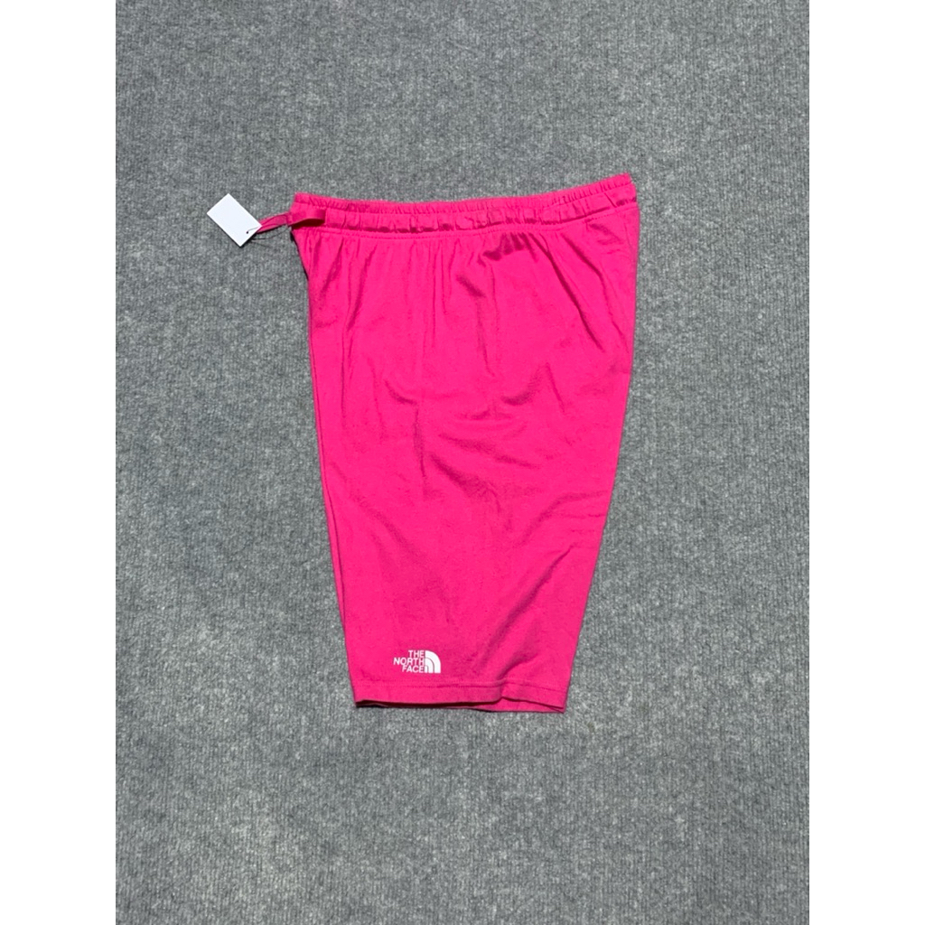 celana pendek TNF