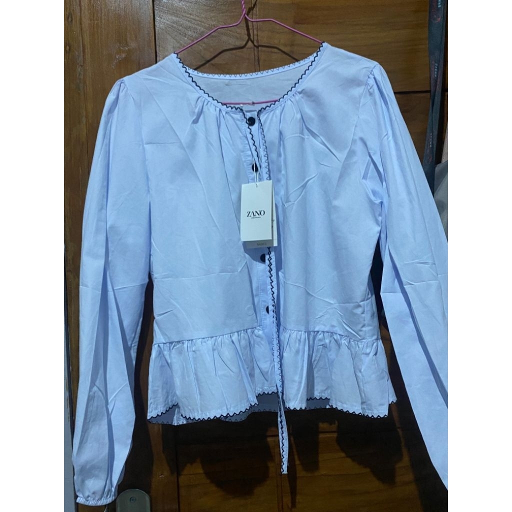 Blouse baby blue