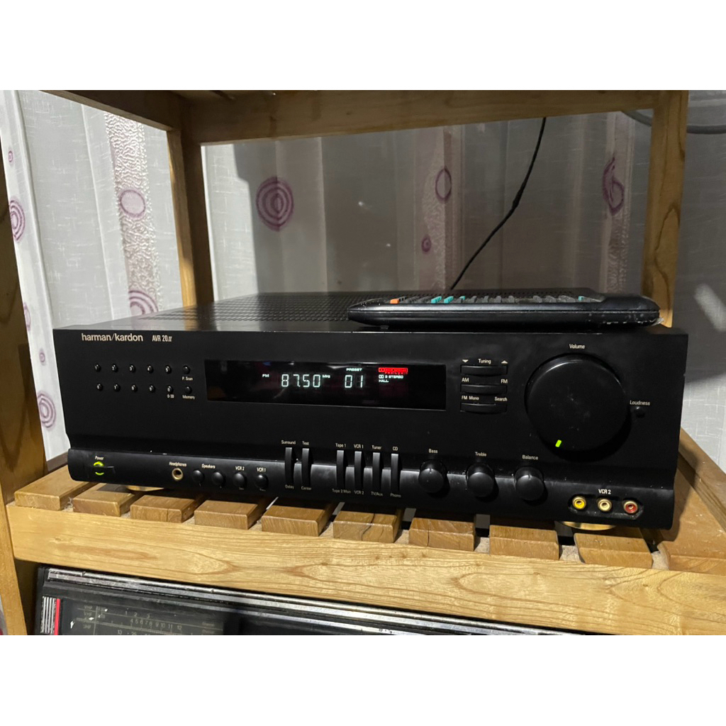 amplifier ampli vintage Harman Kardon AVR 25II