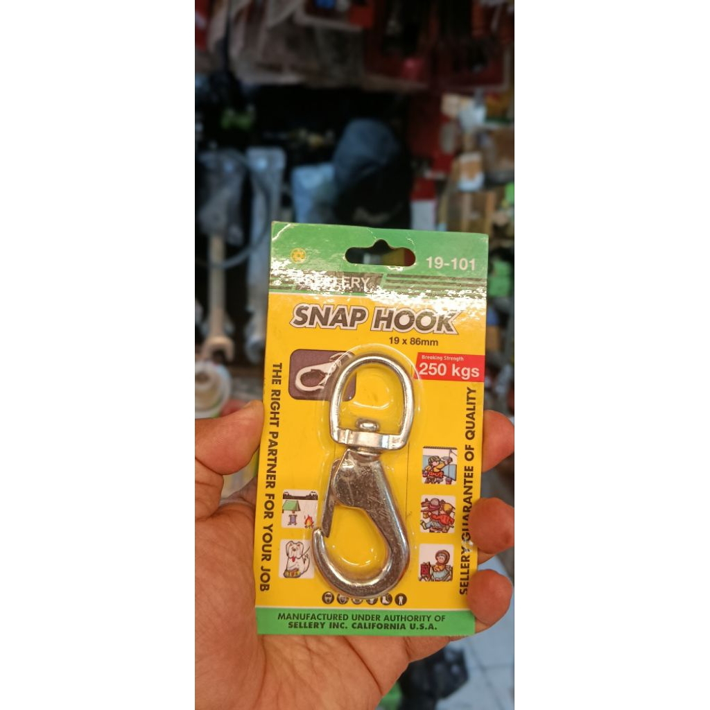 Sellery Snap Hook model 19-101