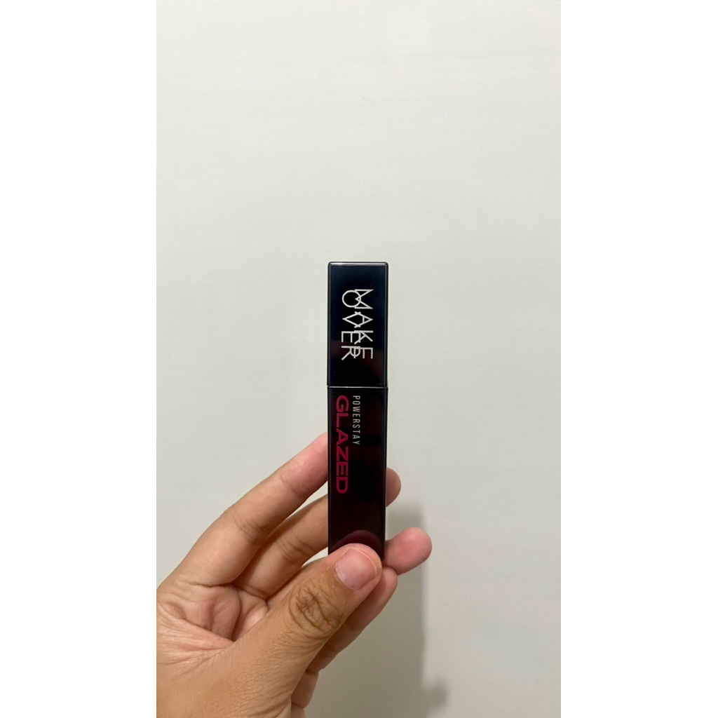 Makeover lip glaze