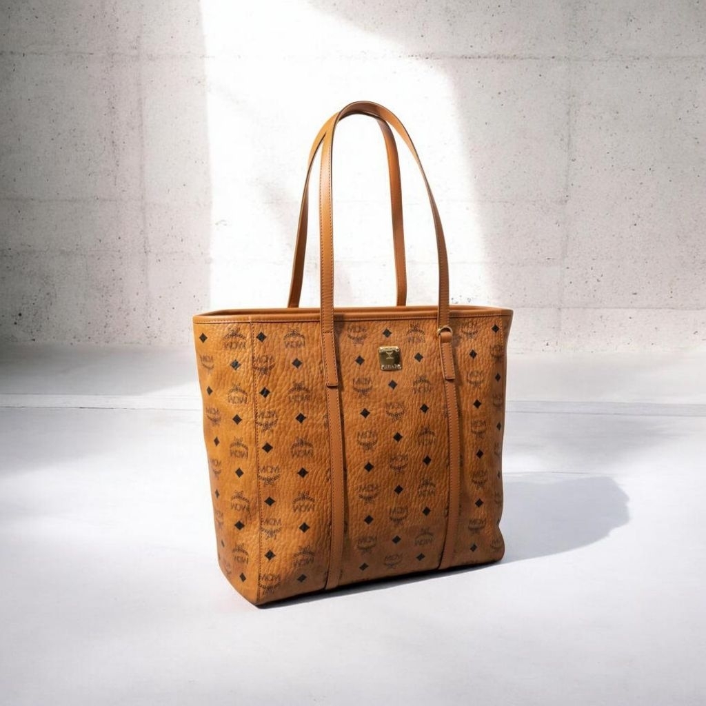 medium reversible liz tote visetos cognac bag or1 Mcm preloved tidak pernah dipakai