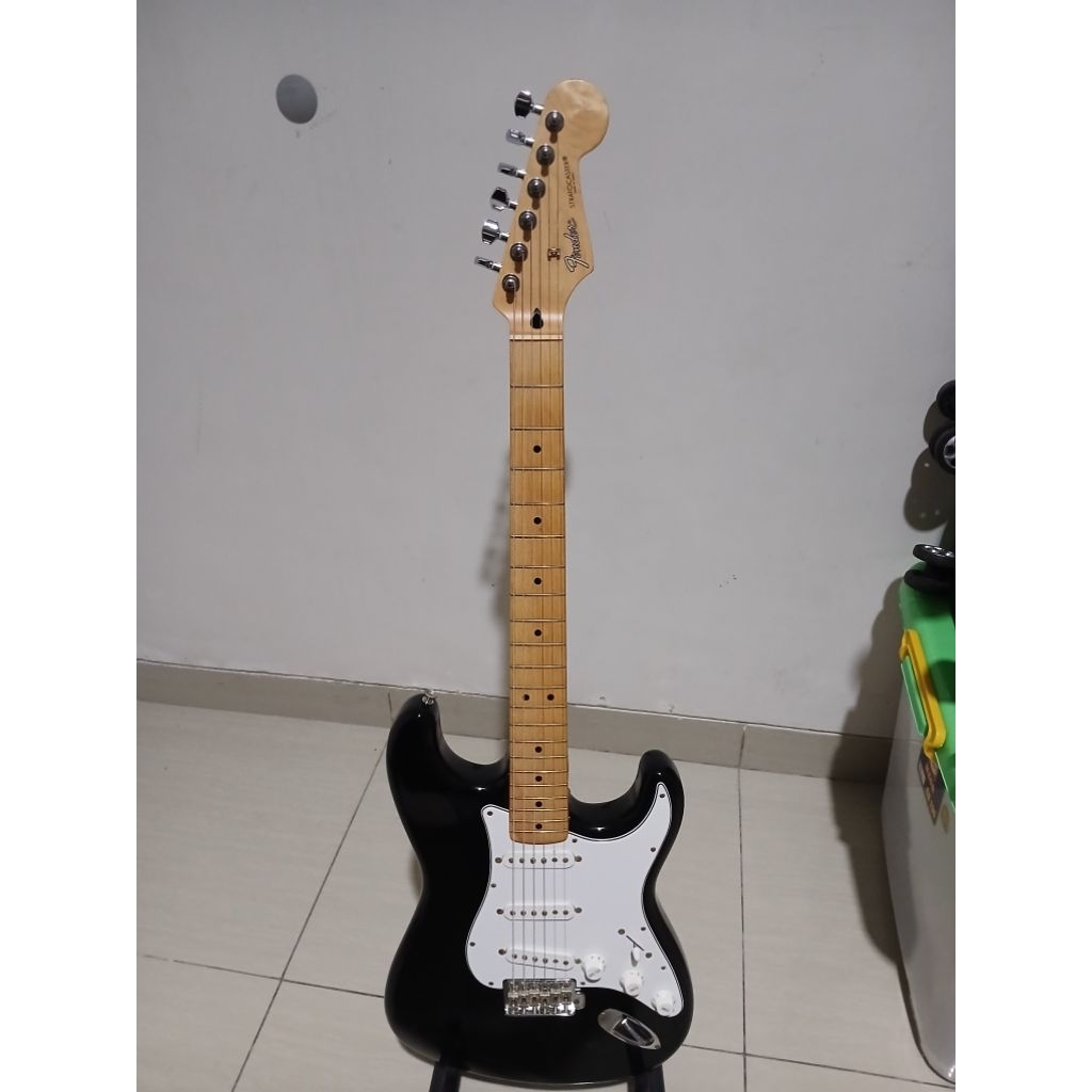 Fender Stratocaster Japan