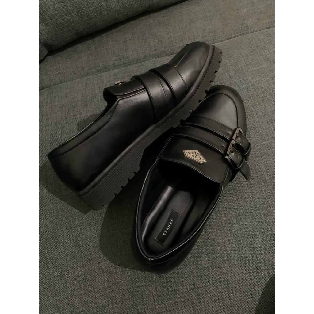 preloved sepatu cekhas