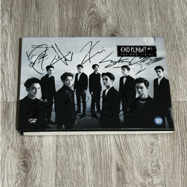 Sign DVD EXO album concert - EXO Planet 2
