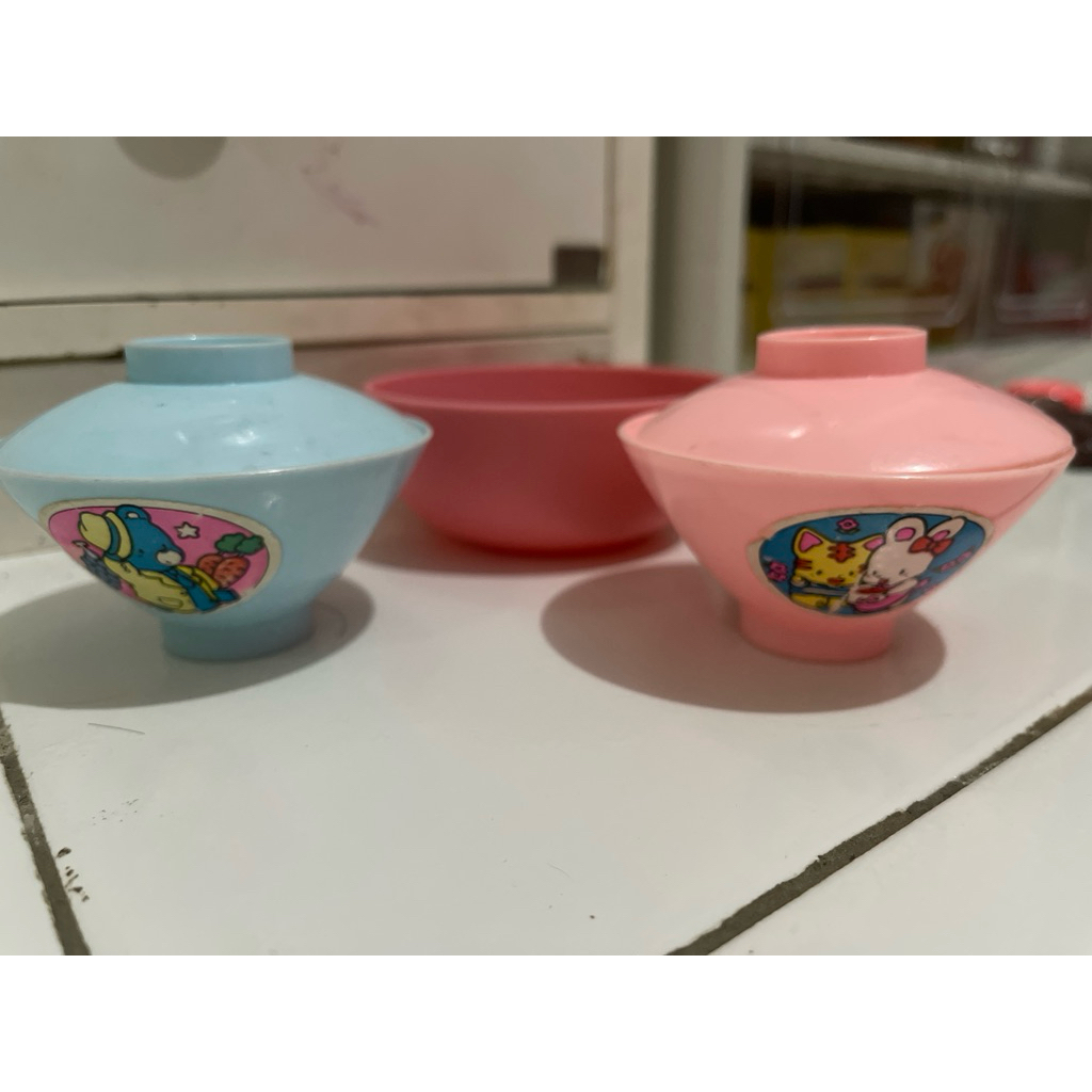 mainan mangkok preloved. mainan masakan preloved