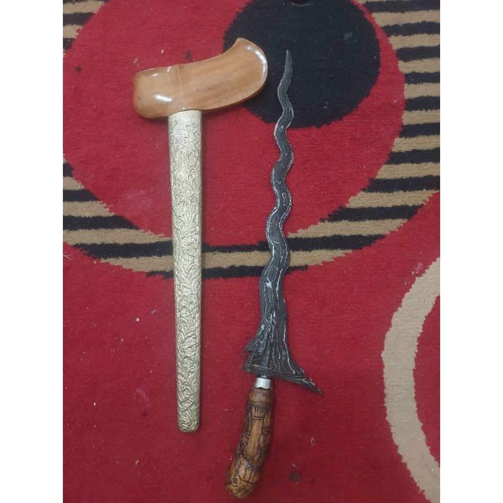Keris sengkelat luk 11 lokasiaan sepuh tus